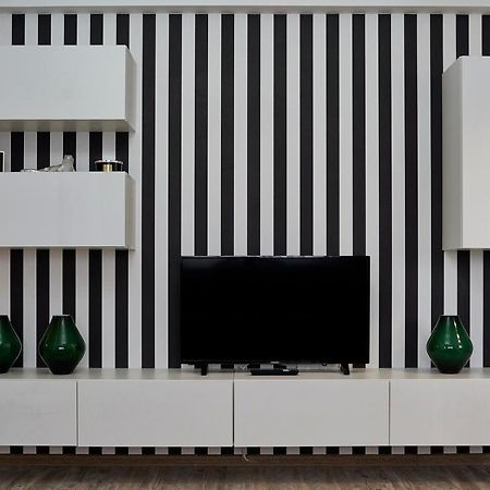 Smarald Apartament Iulius Mall ヤシ エクステリア 写真