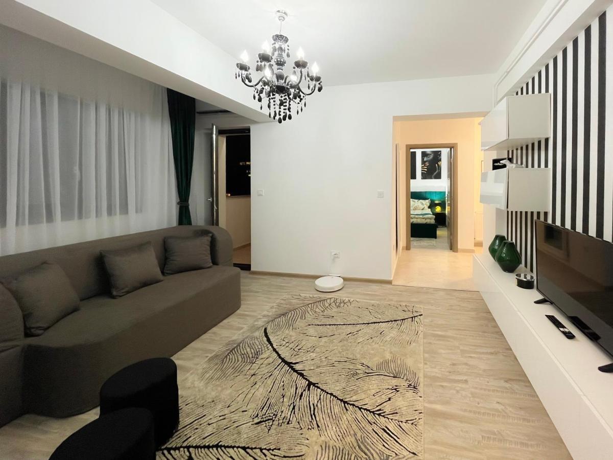 Smarald Apartament Iulius Mall ヤシ エクステリア 写真